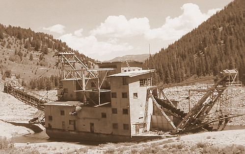 dredging for gold in Idaho