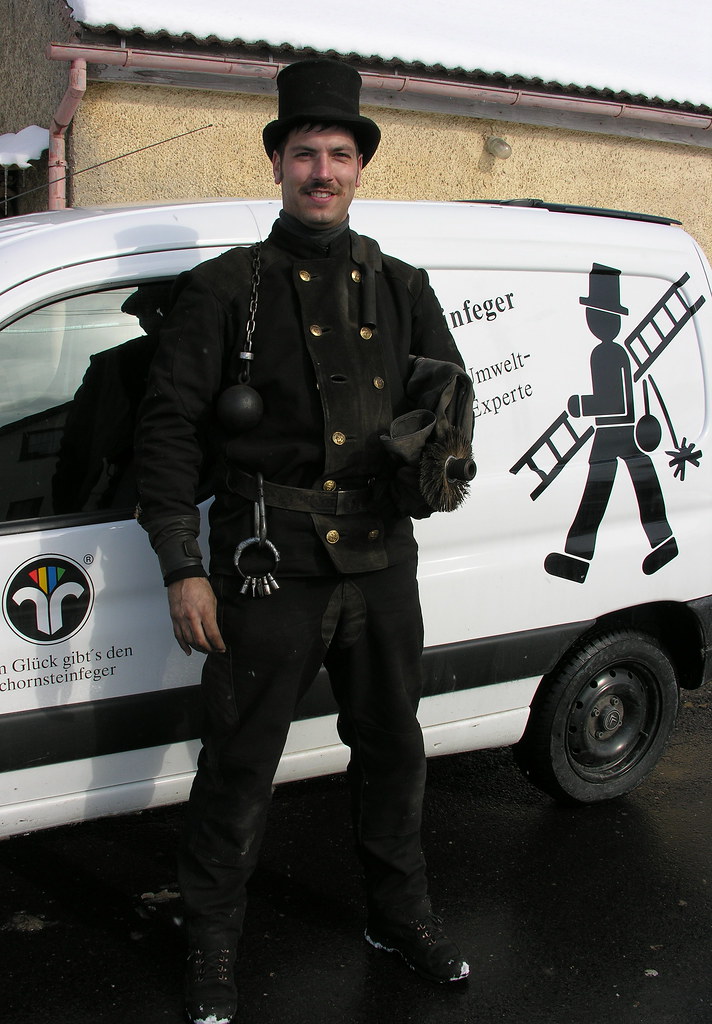 The chimney sweep is in the village!
