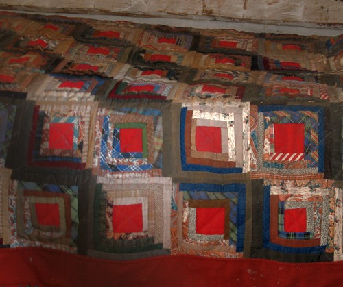 Cashmere Museum Quilt in Cabin