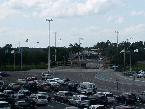 Magic Kingdom Parking lot and Tram lanes to the TTC