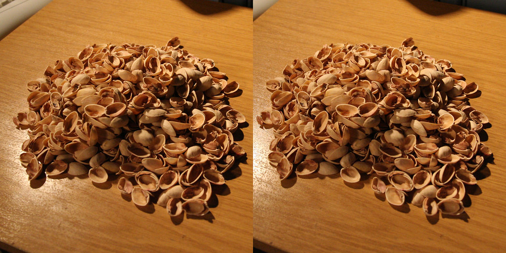 Pistachio nut shells in 3D