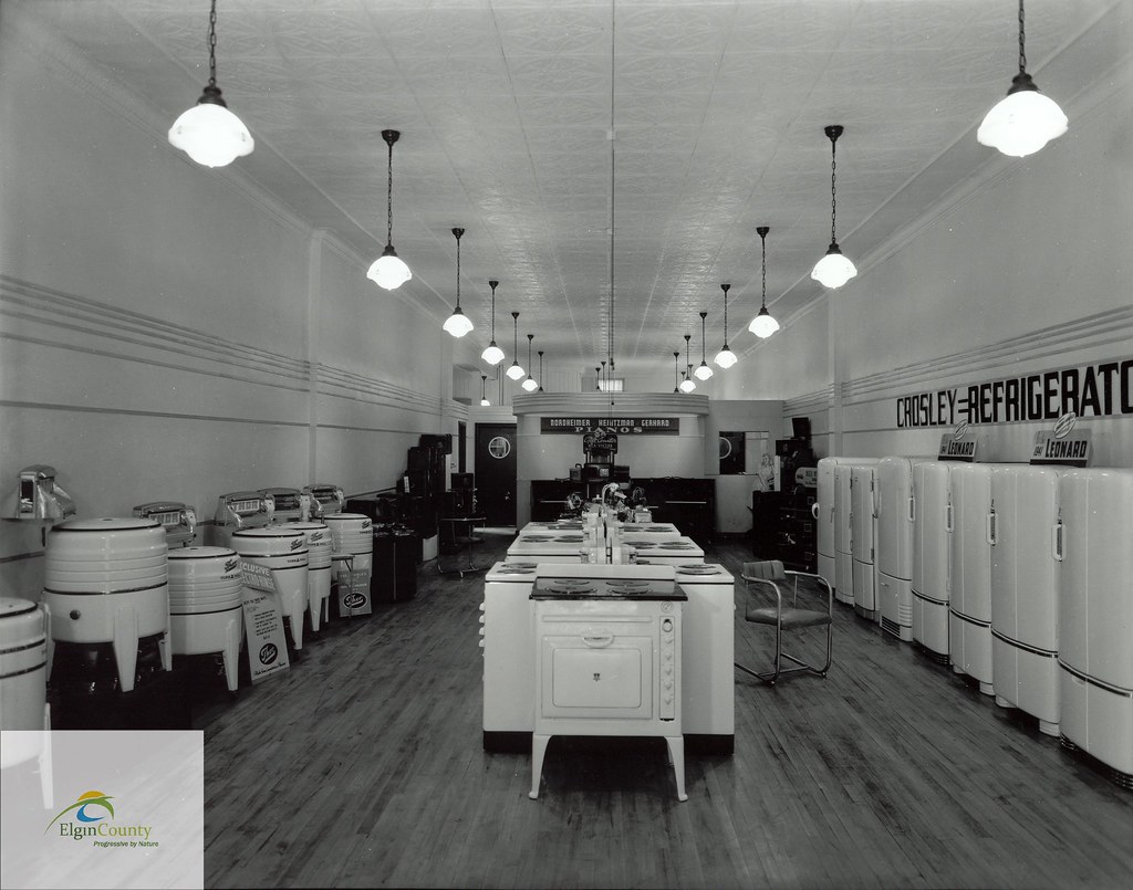 McPhillips Appliance Store, Talbot Street, St. Thomas, circa 1940s