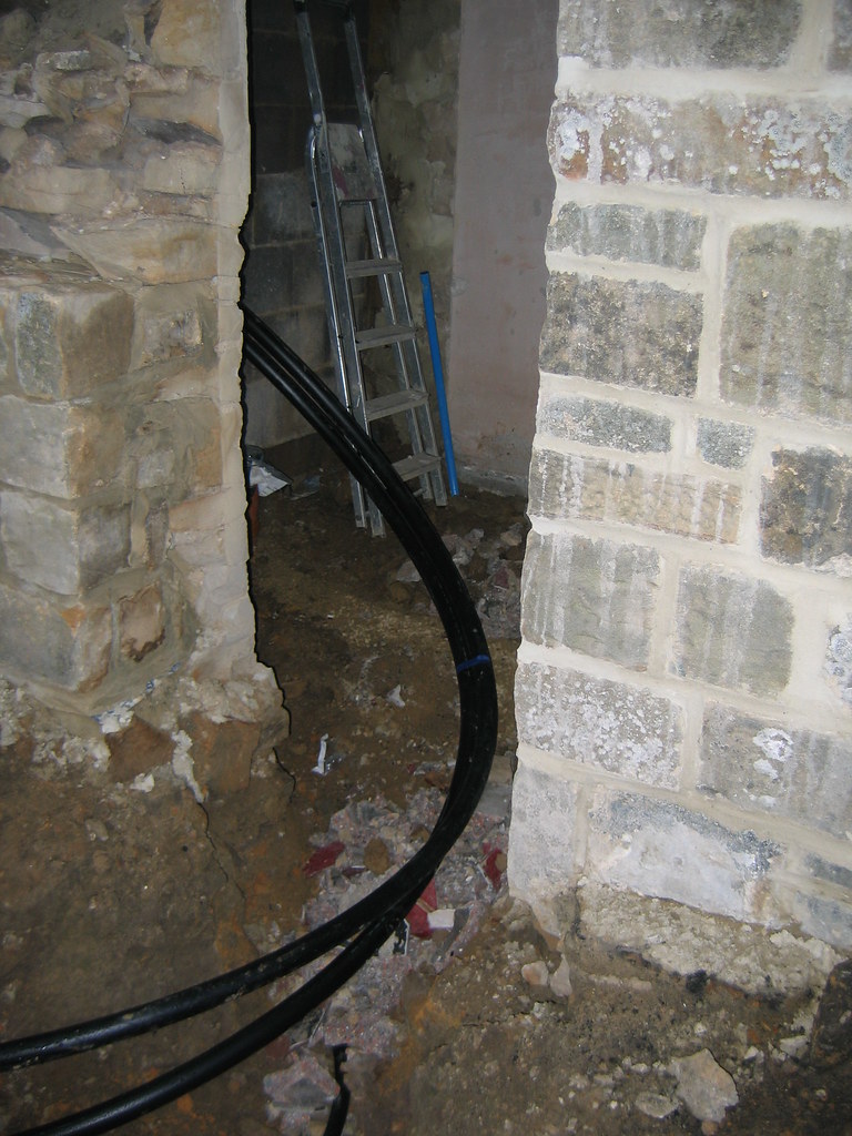 Heat pump pipework