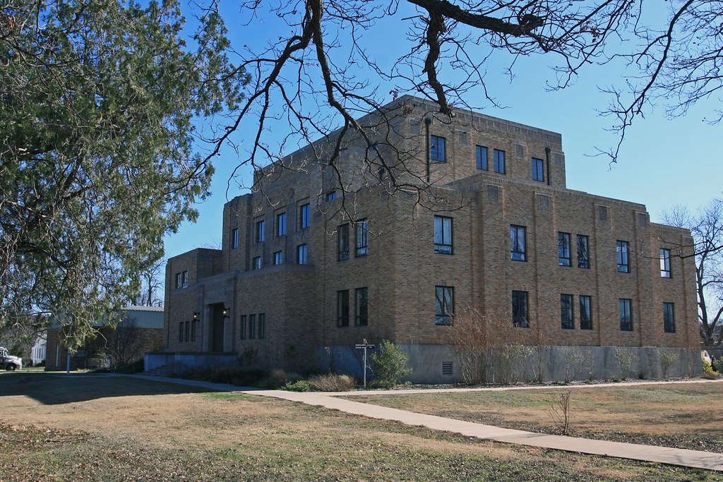 Menard County Courthouse