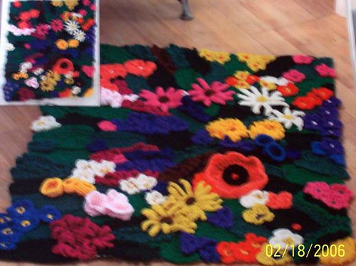 Garden Patch Accent Rug - Crochet Kit