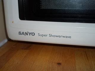 SANYO SUPER SHOWERWAVE MICROWAVE