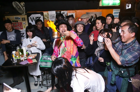 「ひんでんドリンク」 by 「ダブルひんでん」。魔ゼルな規犬企画 at 新宿JAM 「ひんでんドリンク」 by 「ダブルひんでん」。魔ゼルな規犬企画 at 新宿JAM