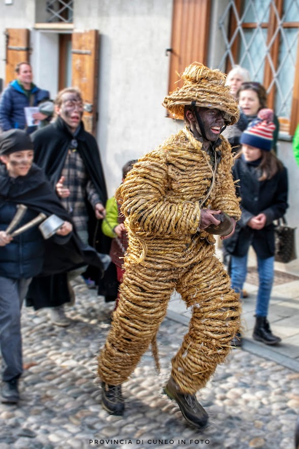 Fotografie Il Carnevale dell'Orso di Segale - Valdieri