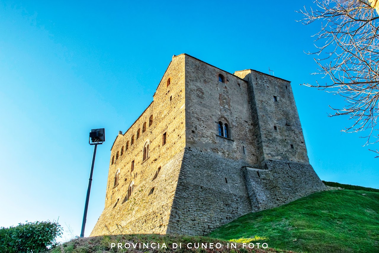 Fotografie Castello Scarampi del Carretto di Pruney - Prunetto