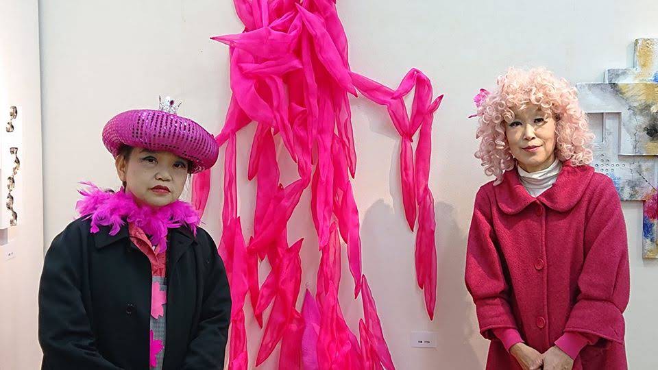 �u�s���N�p�t�H�[�}���X�v�v(���� �Ђ�� + �ɓ� �m�q)�B3�̃O���[�v�W������B