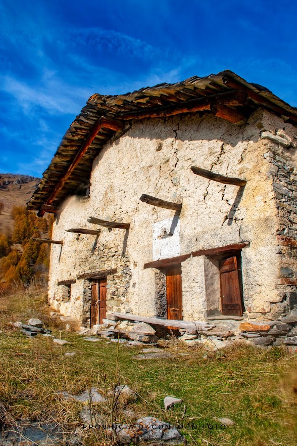 Fotografie Escursione autunnale alla Capanna Ussolo in Valle Maira