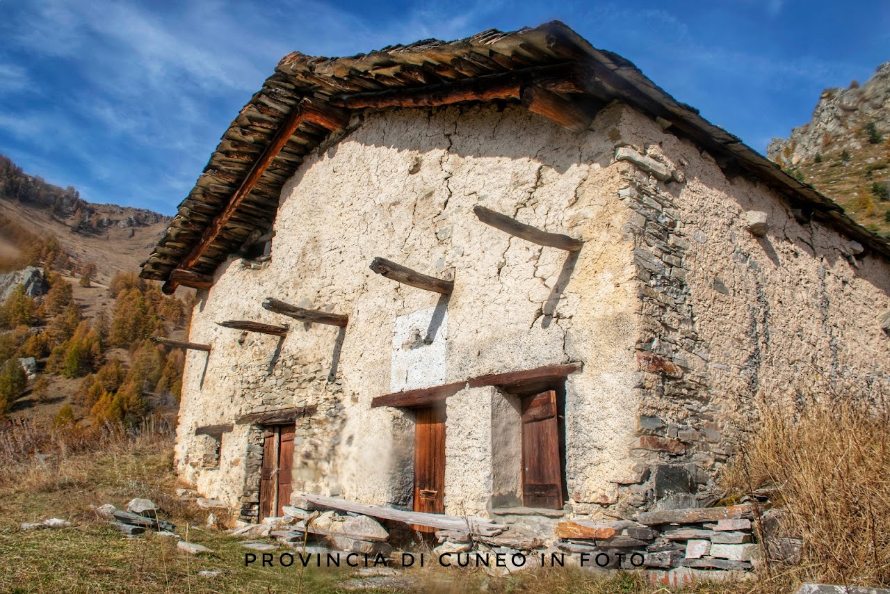 Fotografie Escursione autunnale alla Capanna Ussolo in Valle Maira