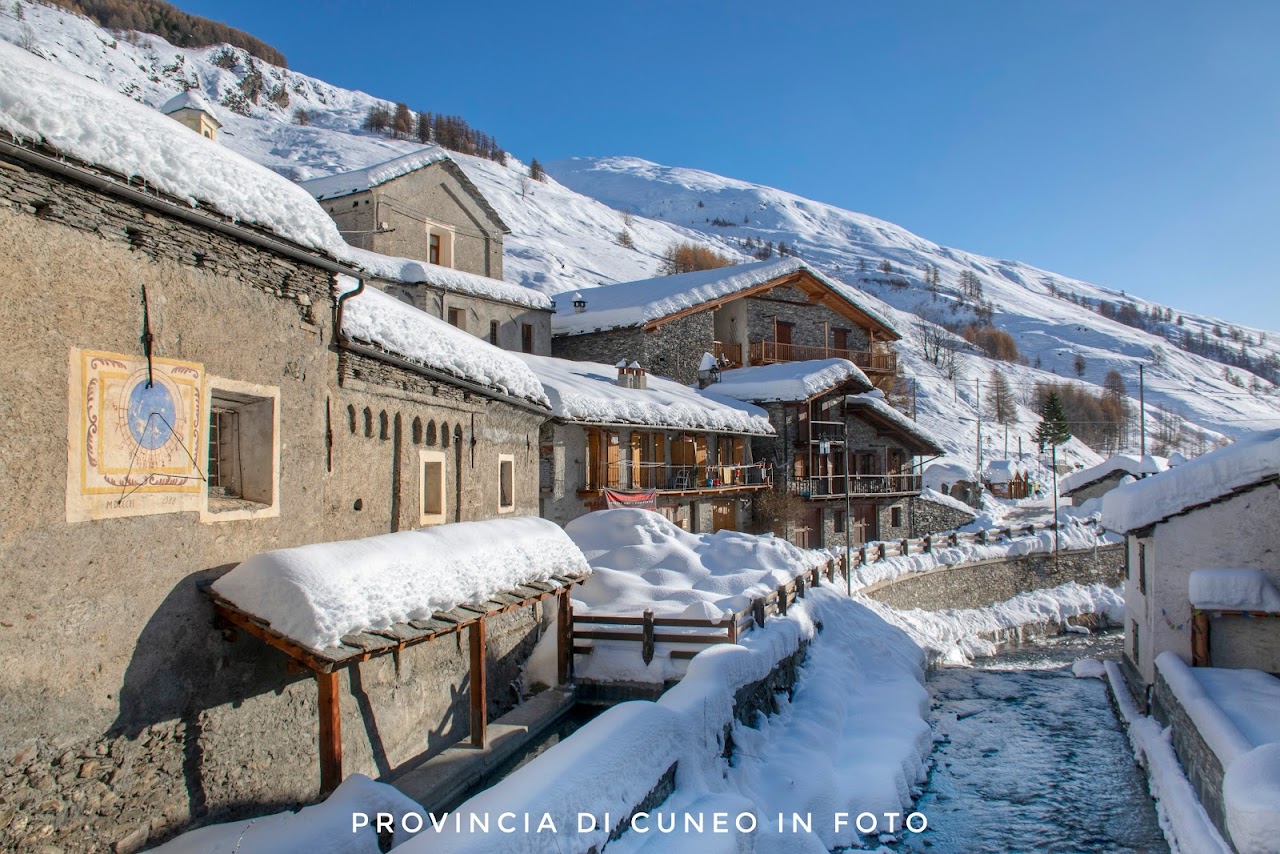 Fotografie L'incanto di Chianale in inverno - Valle Variata