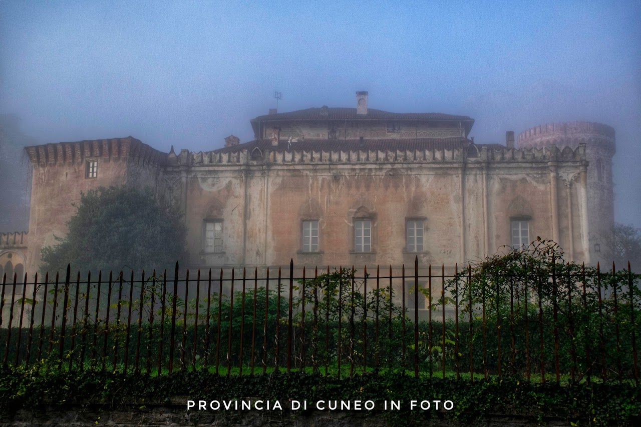 Fotografie Castello di Envie - Envie