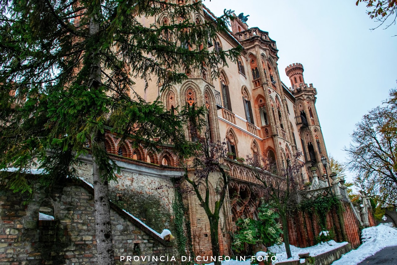 Fotografie Castello di Novello - Langhe