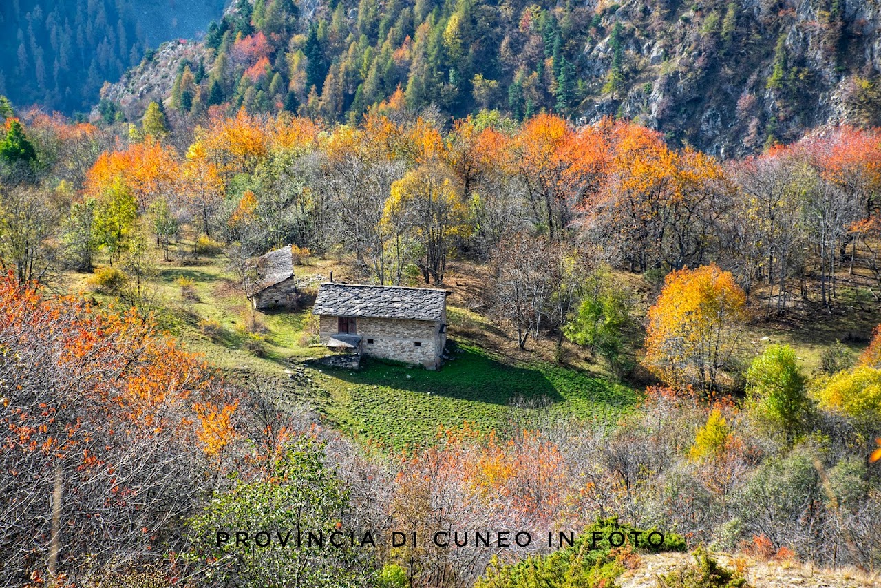Fotografie Escursione autunnale alla Capanna Ussolo in Valle Maira