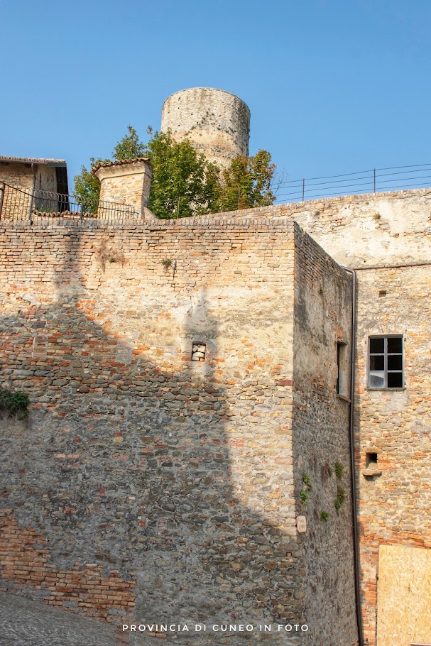 Fotografie Castello di Castiglione Falletto - Langhe