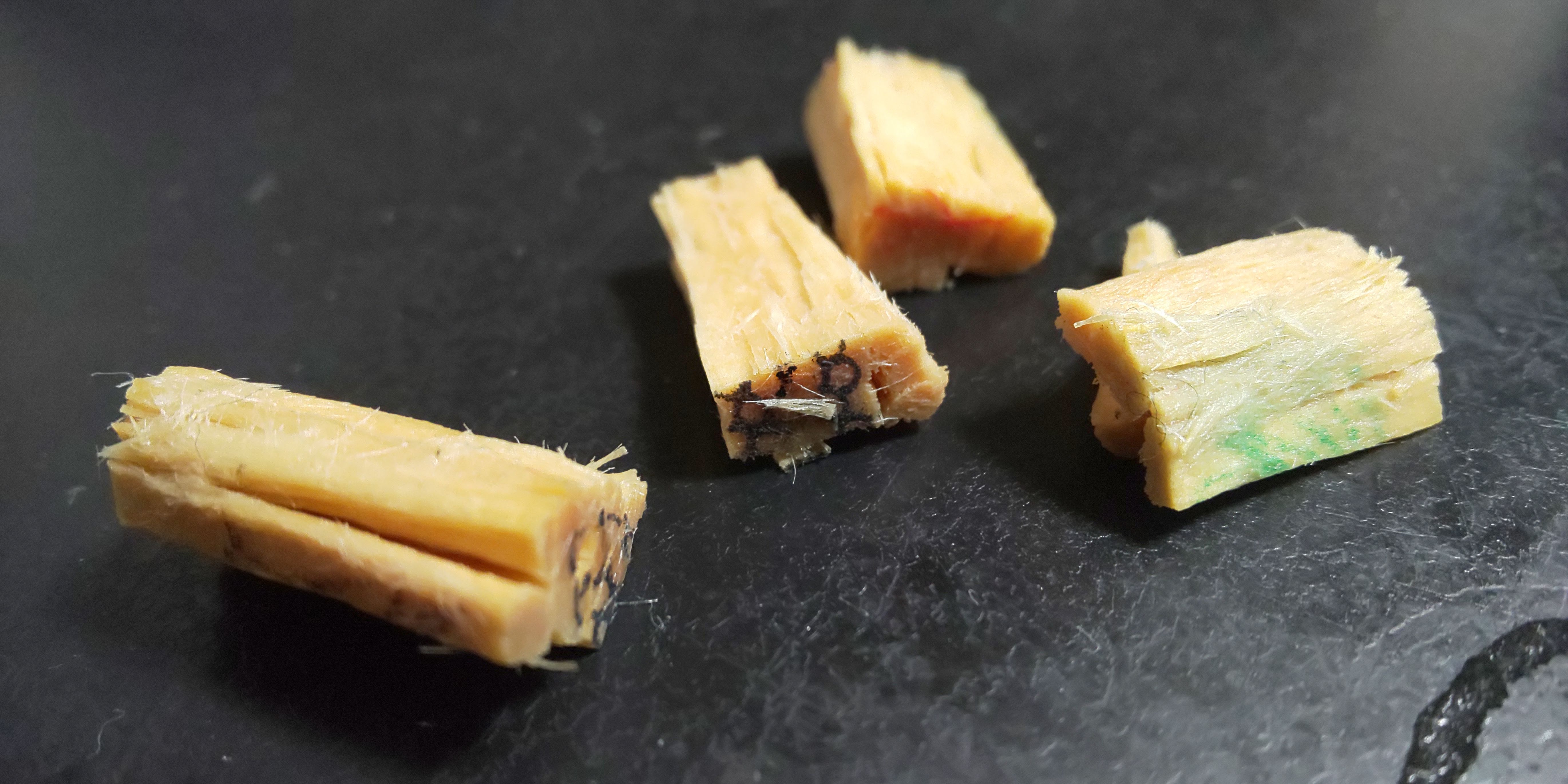 �Ƃ��݂� ���� �� �H�ו��łȂ������� ������������ �������� ����Ă����̂ŁA�������� �����o���܂����B��������������� (��)w�B�����̂� ? �V�i�`�N ? (��)w�B