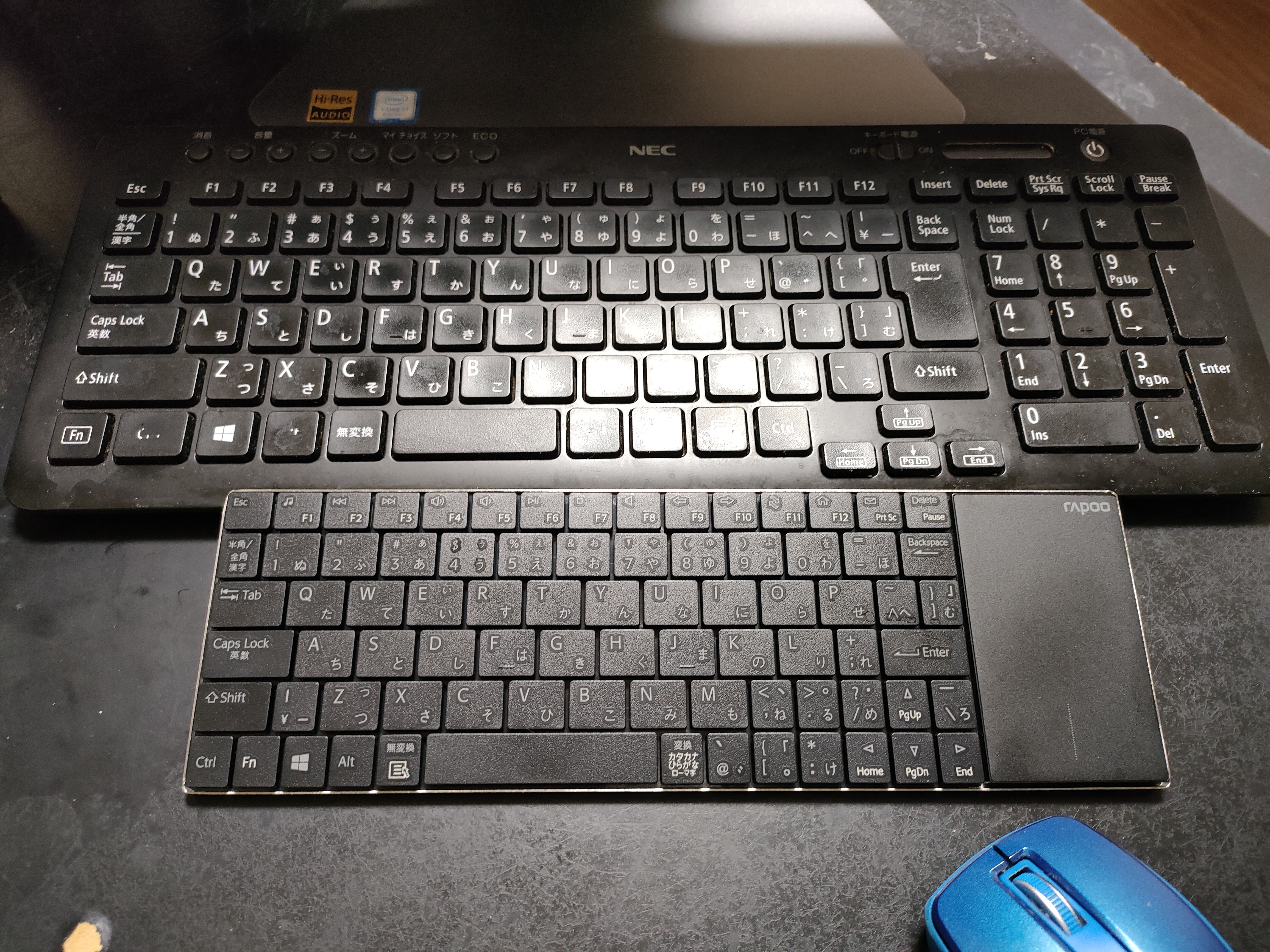 �urapoo E2710�v(���C�����X�}���`���f�B�A �^�b�`�p�b�h�t�L�[�{�[�h) (Bluetooth�ł͂Ȃ�) (������Ѓ��j�[�N)