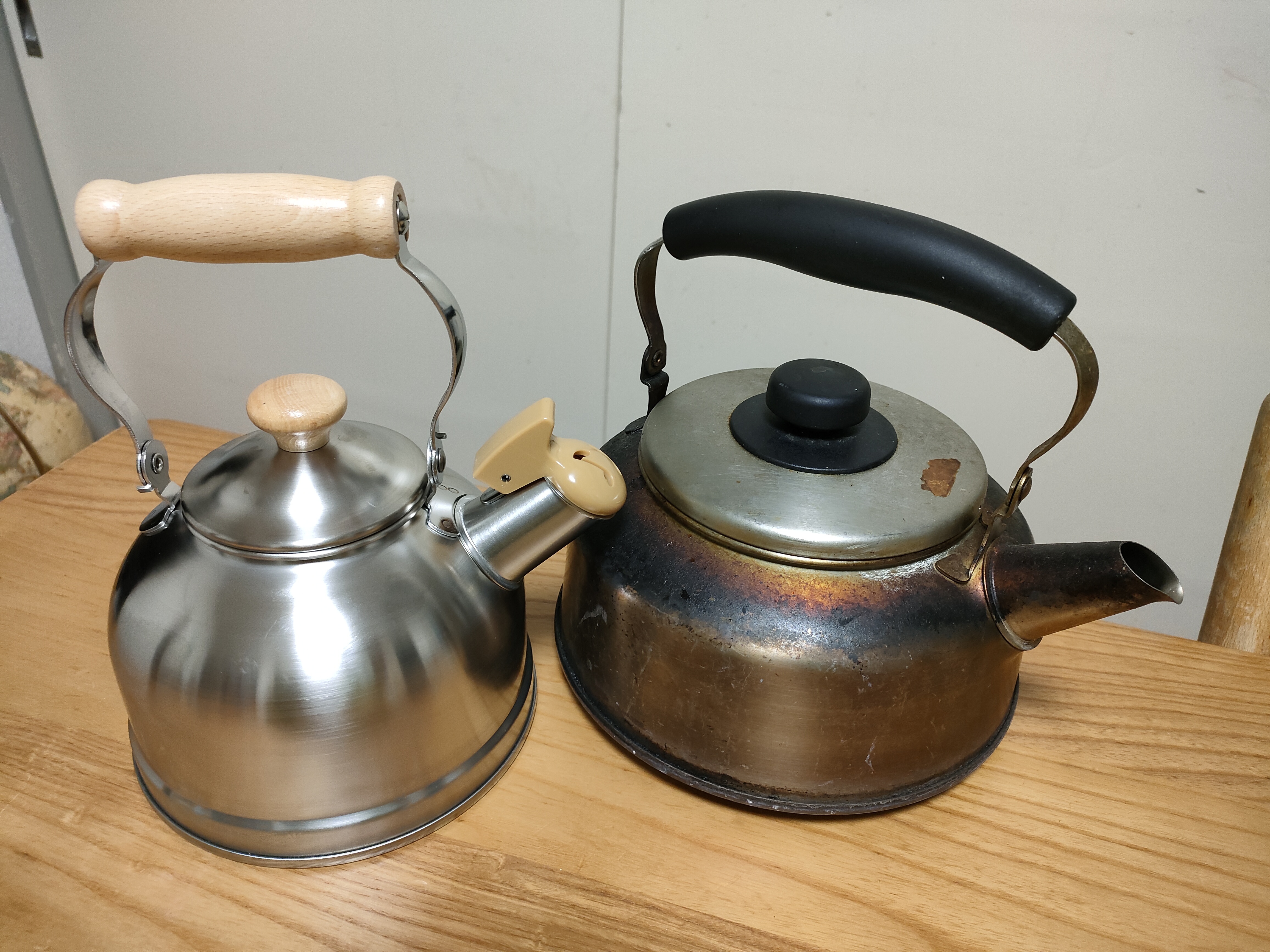 ����䂢 �₩��A�����܂����B�󕰂�����������̂�[�A�g���Ă� �₩��B