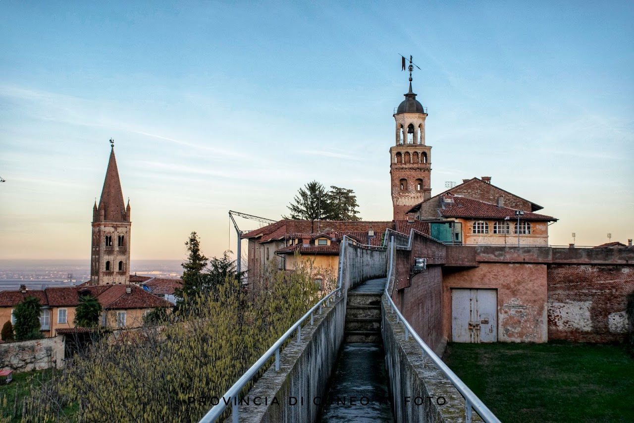 Fotografie La Castiglia - Saluzzo