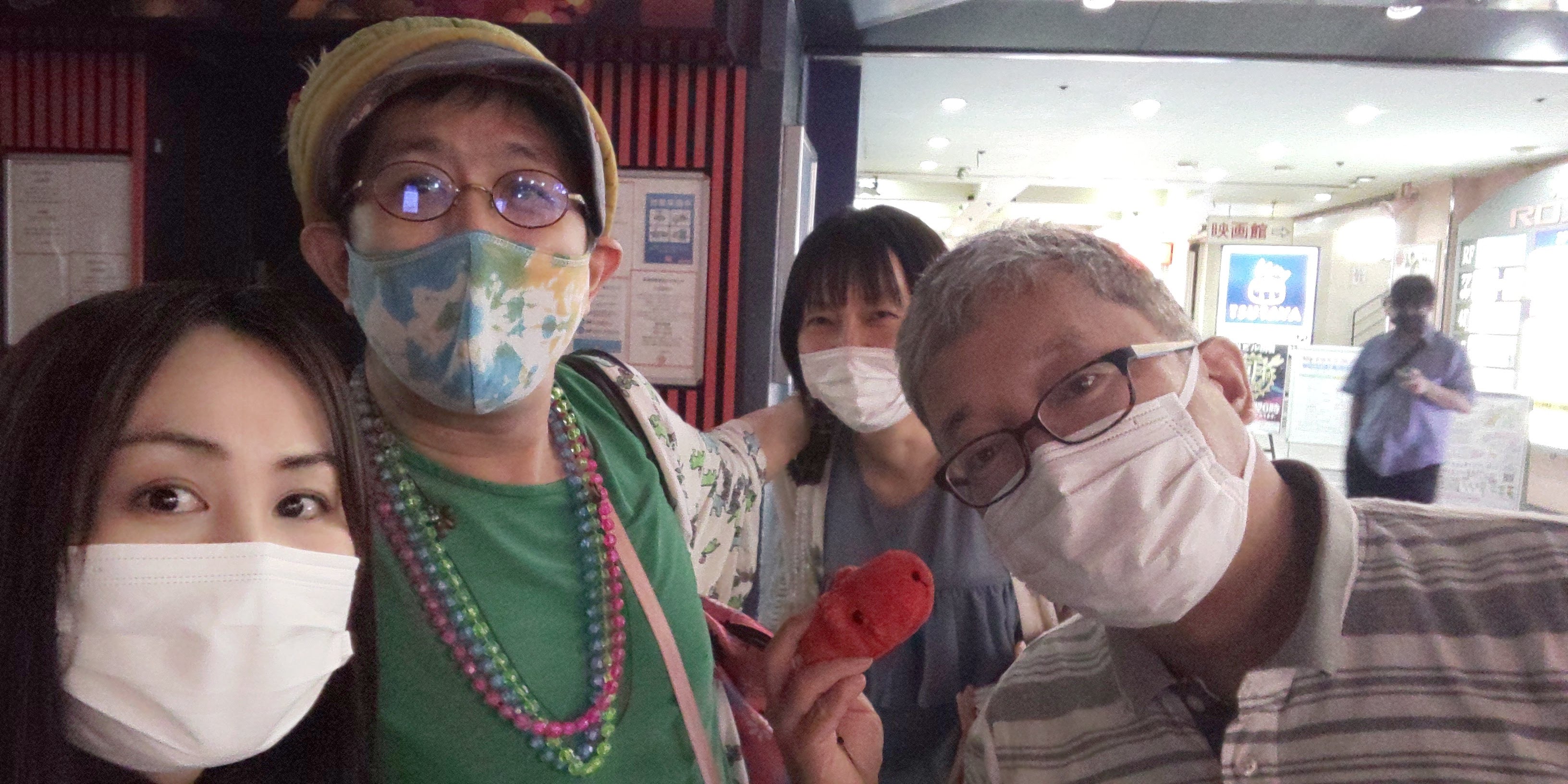 ��� �� ��Ƌ��ɉf��u���낻�뉹�y����߂悤�Ǝv���v�ցB