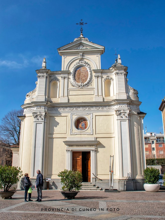 Fotografie Chiesa di San Giovanni Battista - Alba