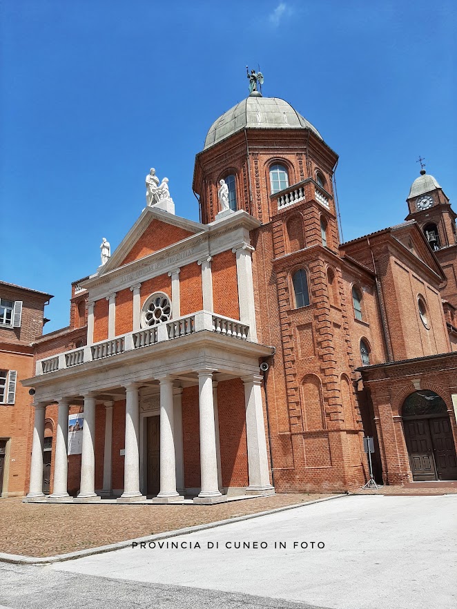 Fotografie Fossano la città degli Acaja in provincia di Cuneo