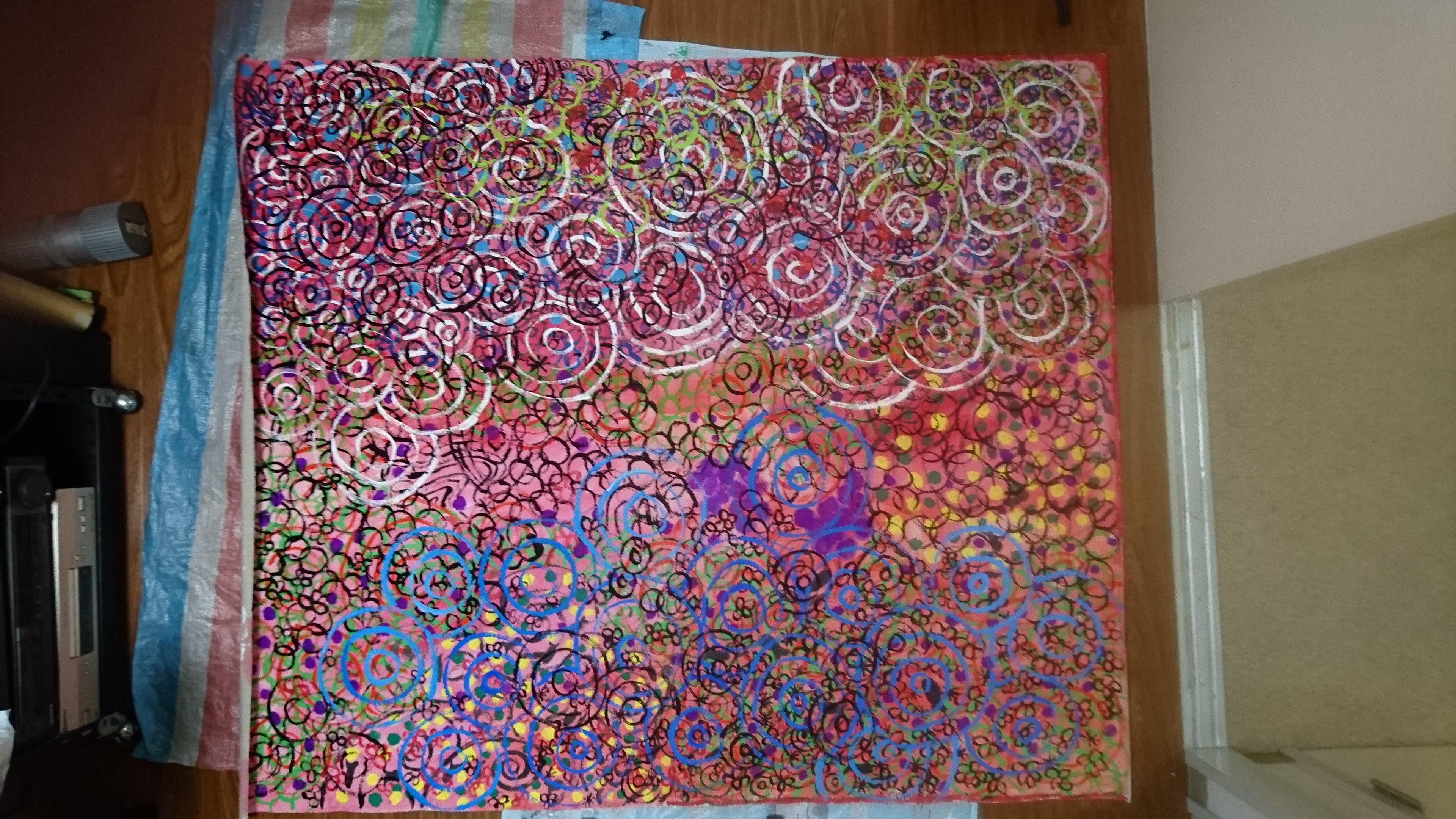 ���M���ꂽ�u�Ă̗[���v�B�ƁA�ɓ� �m�q �o�w�̖͗l�B�ƁA4�l�W�̗l�q�B