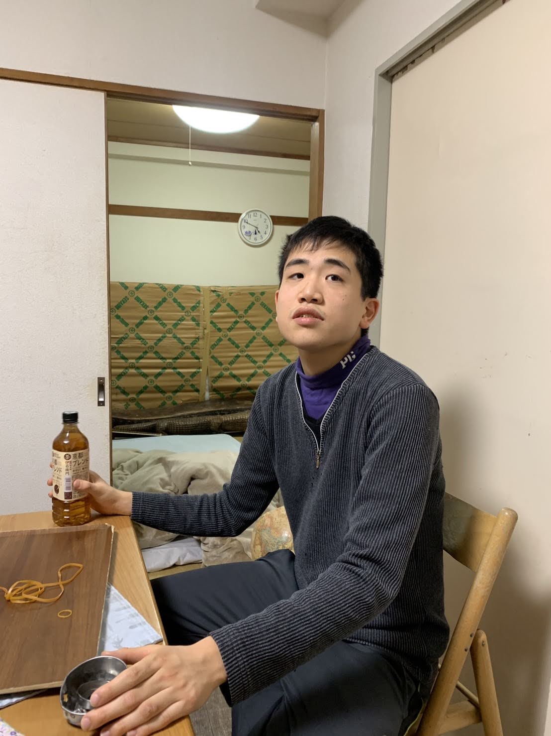 ��� �� ���� ���B���Ă��ꂽ �Ƃ��݂� ����B���A�������������B�E��Ɏ����Ă���̂̓u�����f�[�Ƃ��ł͂Ȃ� ���������ǁB