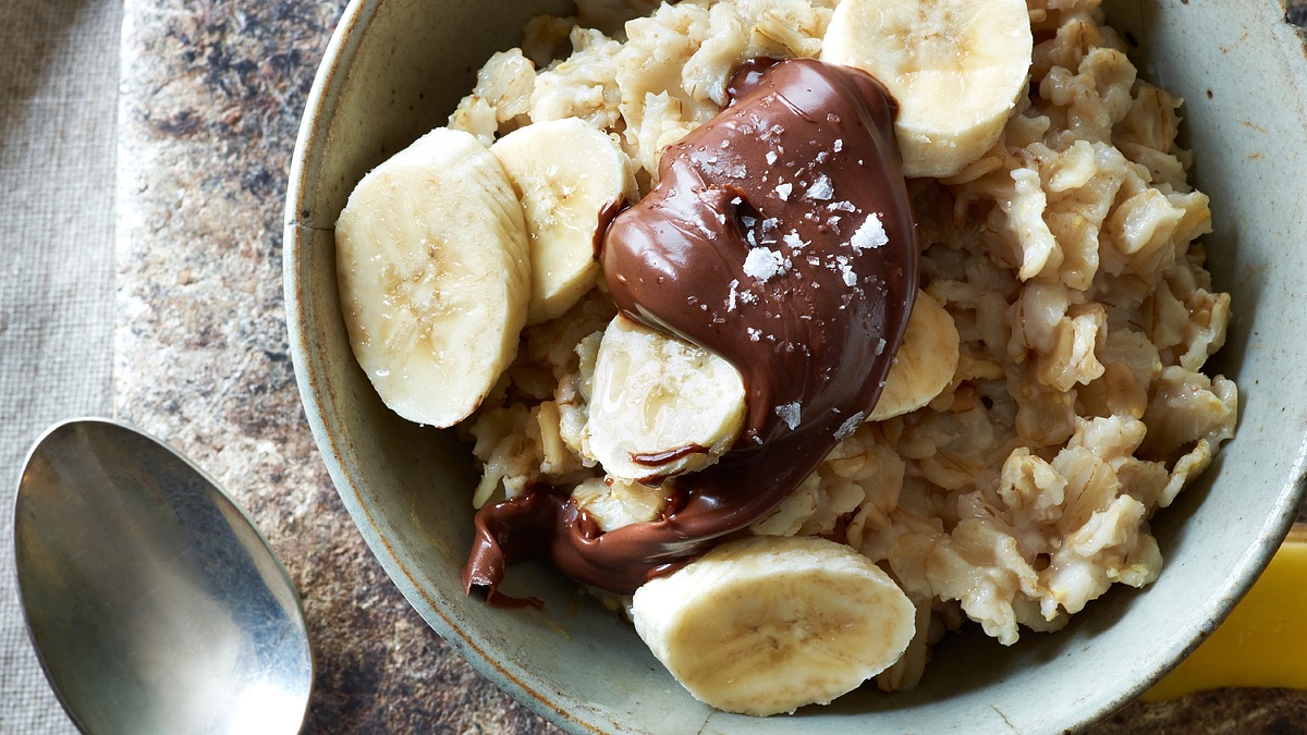 Chocolate banana oatmeal