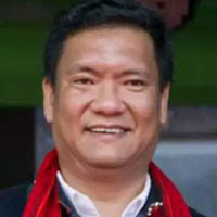 Pema Khandu