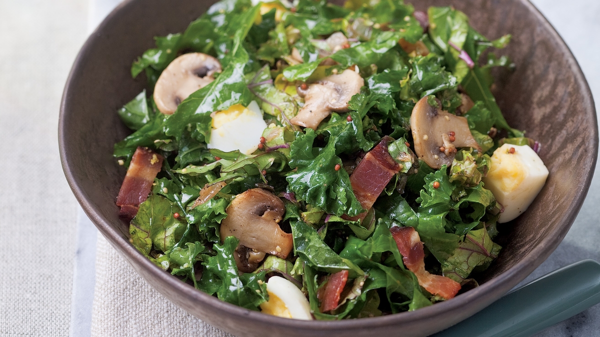 Hearty kale salad